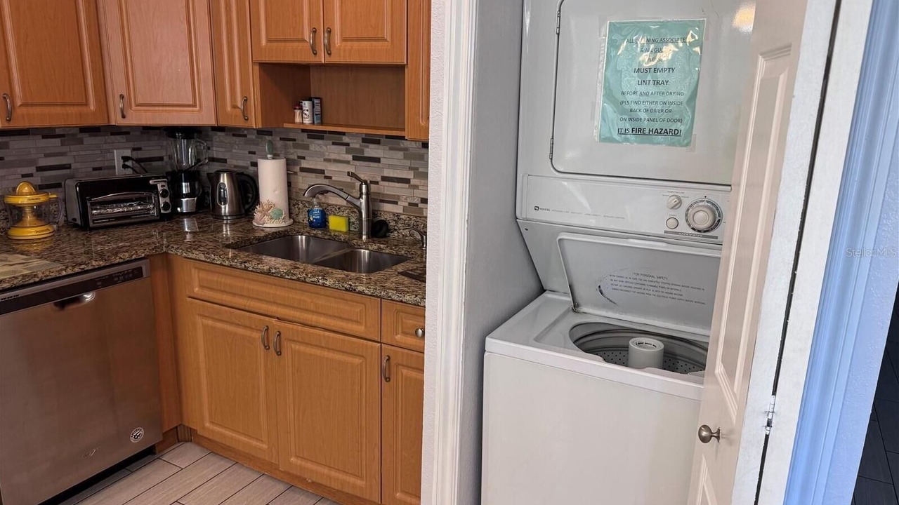 Photo of Kitchen in Gulf Gate Estates