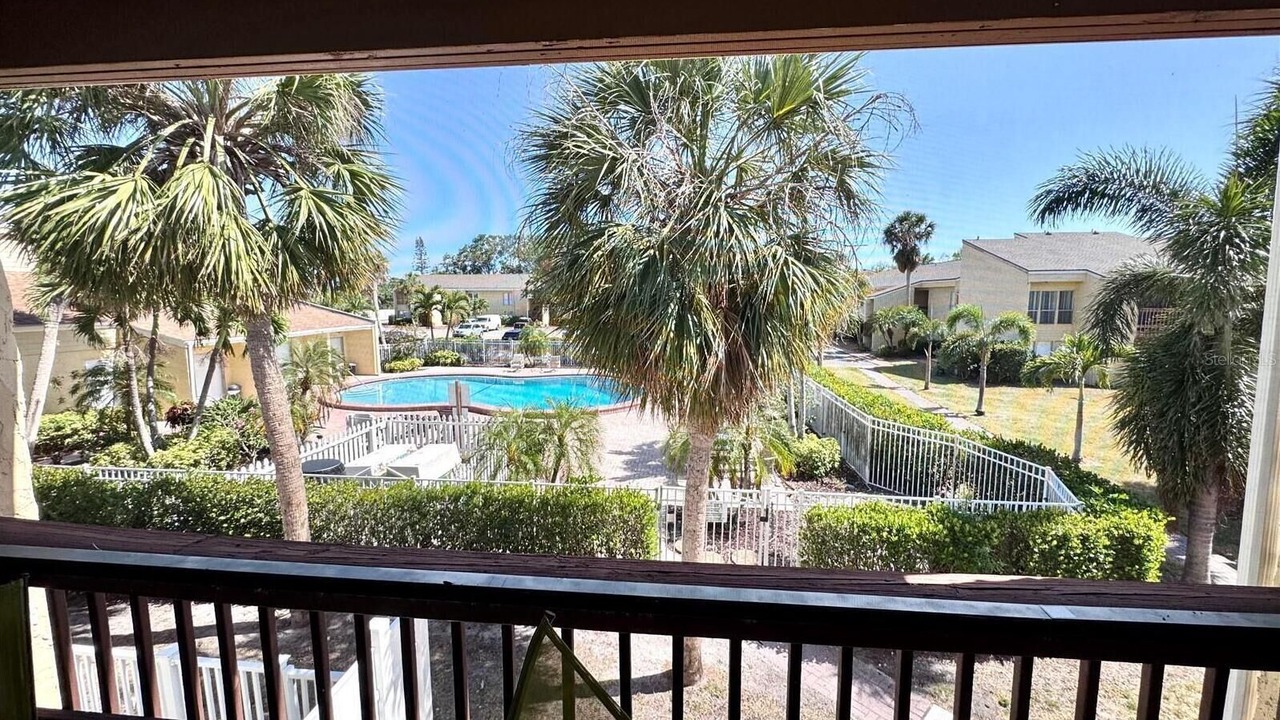 Photo of Outdoor in Gulf Gate Estates