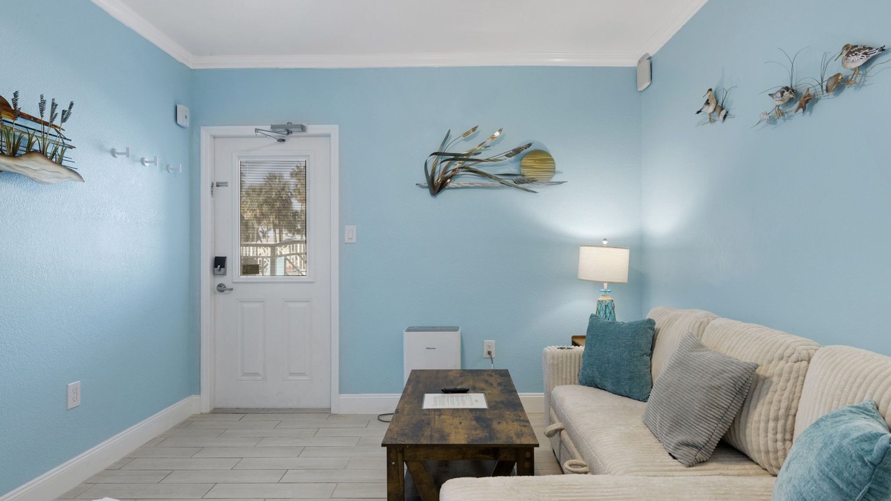 Photo of Livingroom in Bay Esplanade