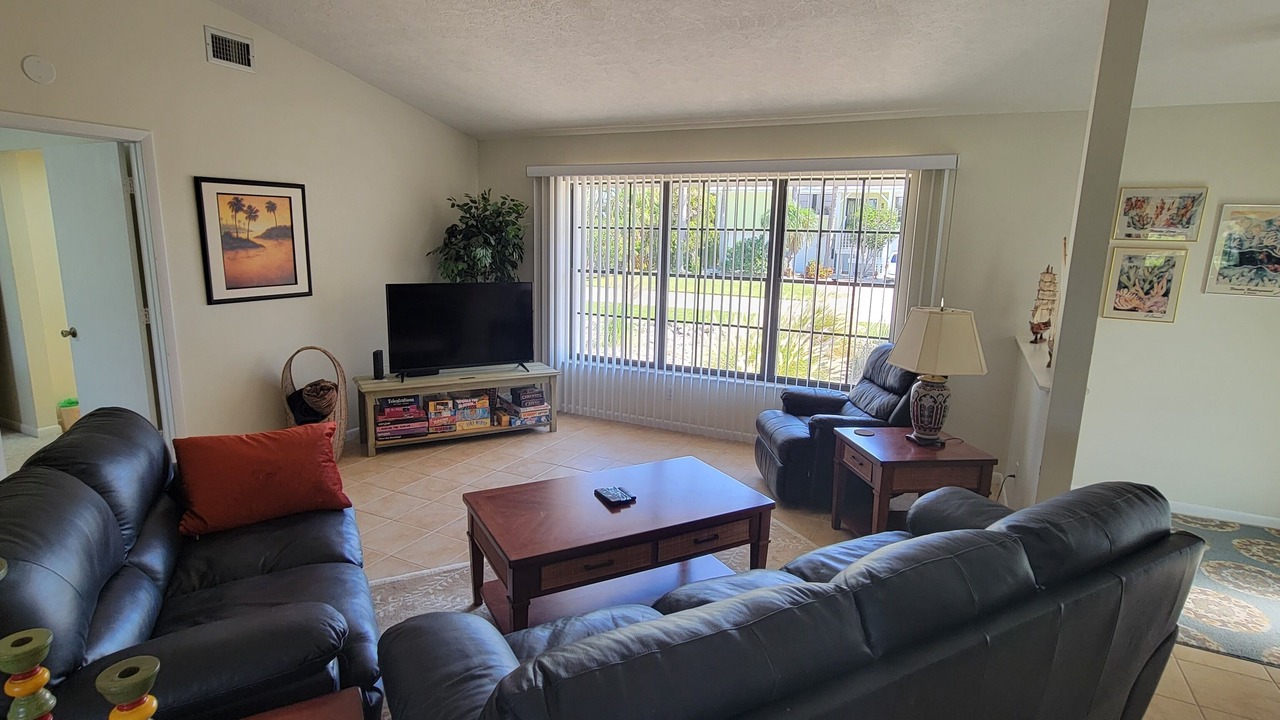 Photo of Bedroom in Alden Pines