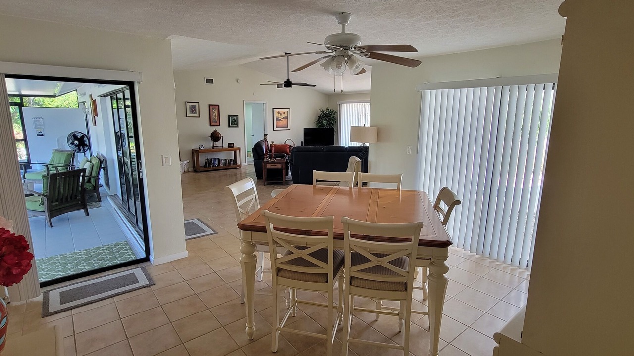 Photo of Outdoor in Alden Pines