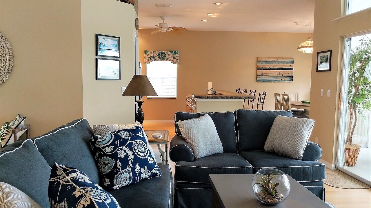 Photo of Livingroom in Falcons Glen