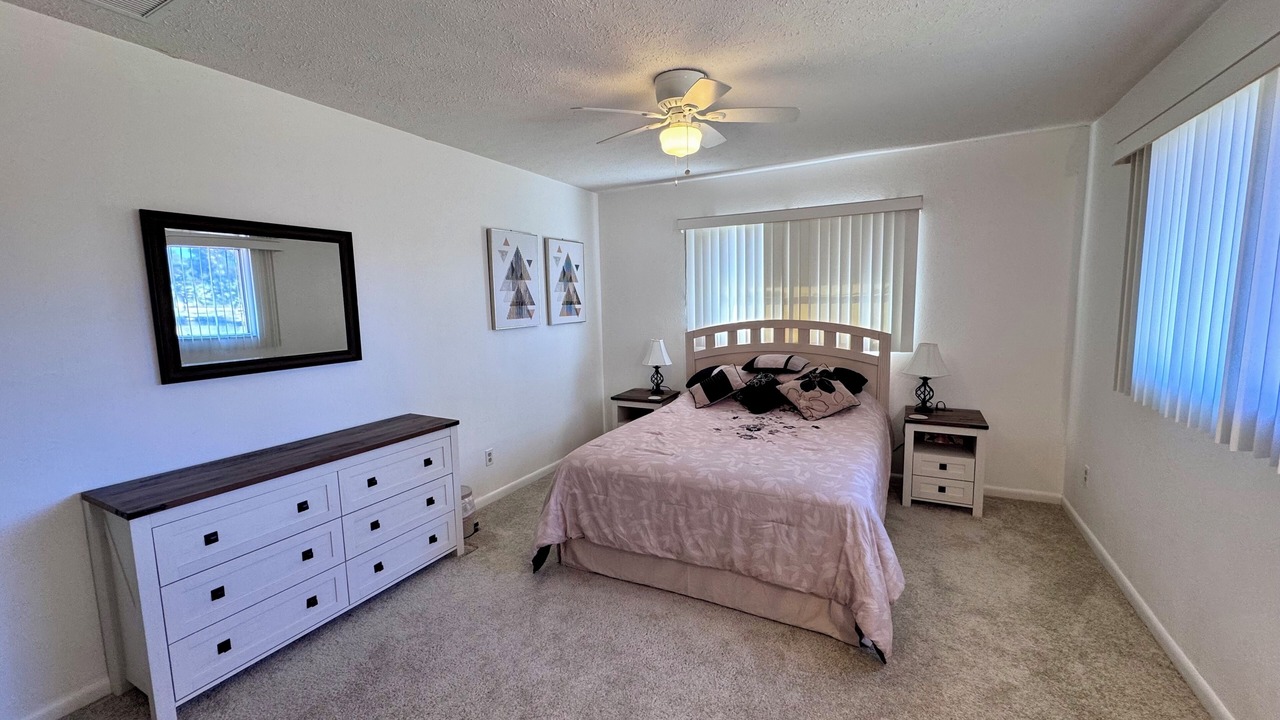Photo of Bedroom in Yacht Club