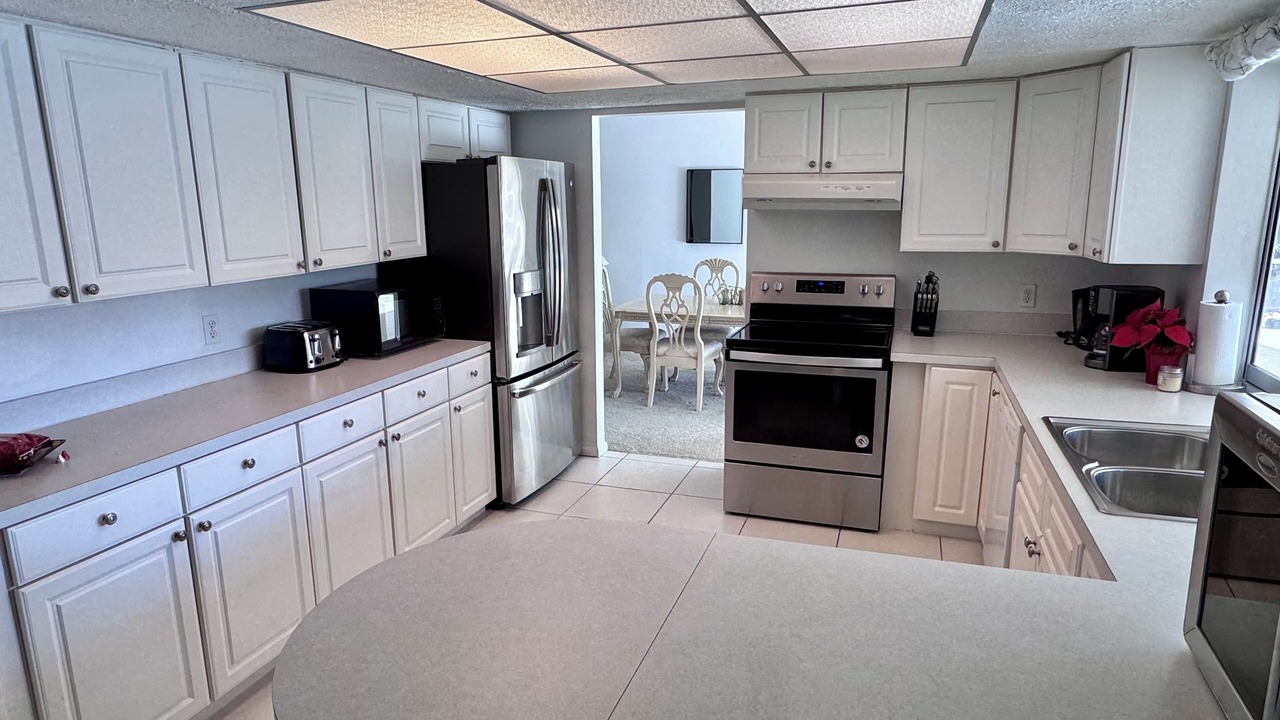 Photo of Kitchen in Yacht Club
