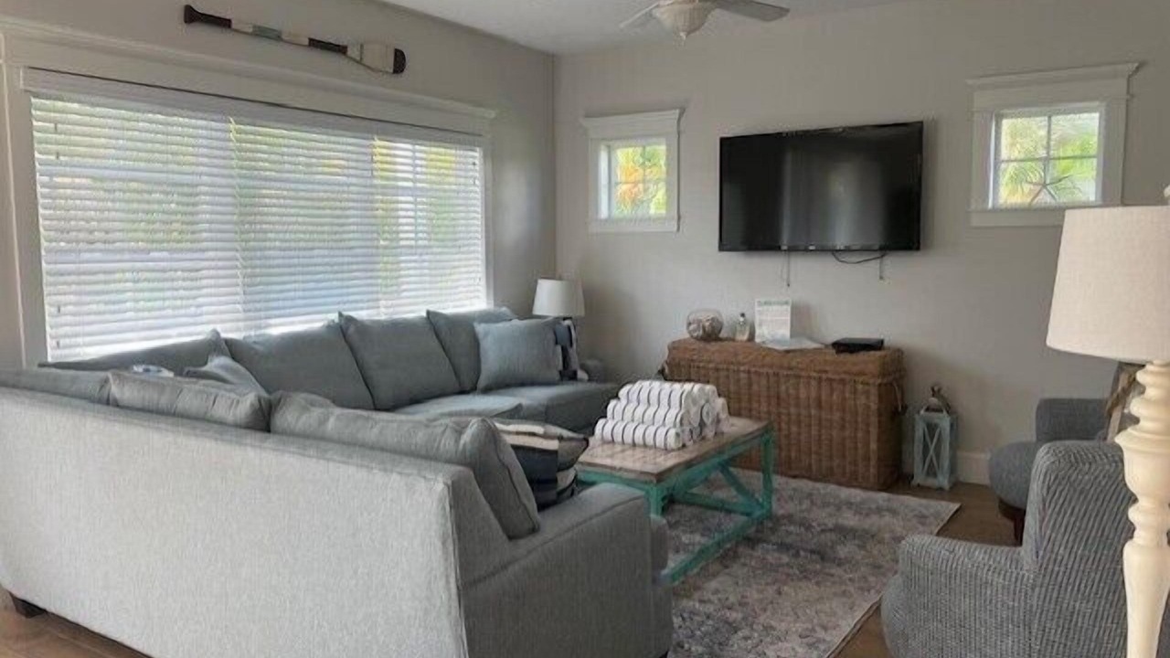 Photo of Livingroom in Anna Maria