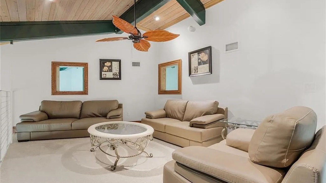 Photo of Livingroom in Burnt Store Marina
