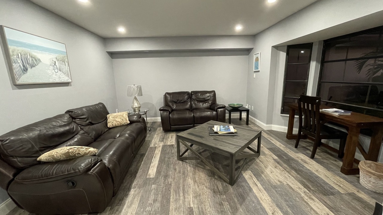 Photo of Livingroom in Harbour Heights