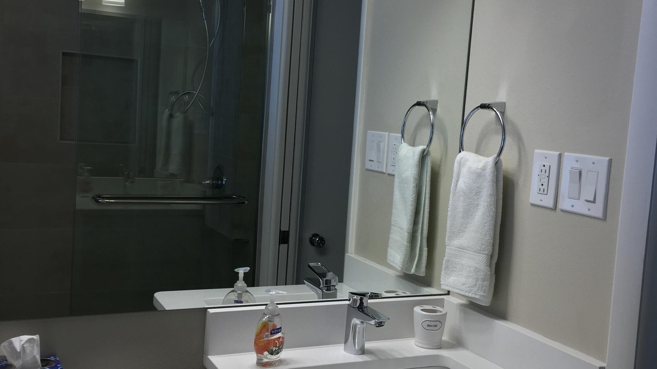 Photo of Bathroom in Golden Beach