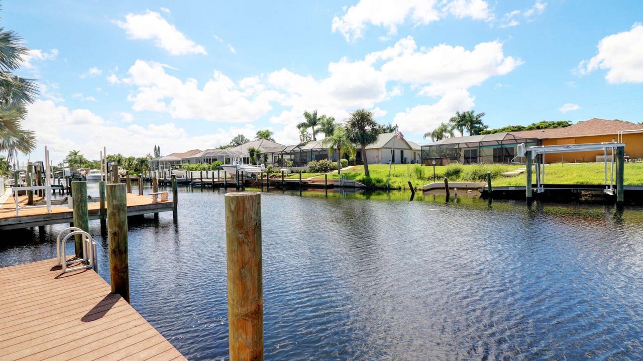 Photo of Outdoor in Pelican