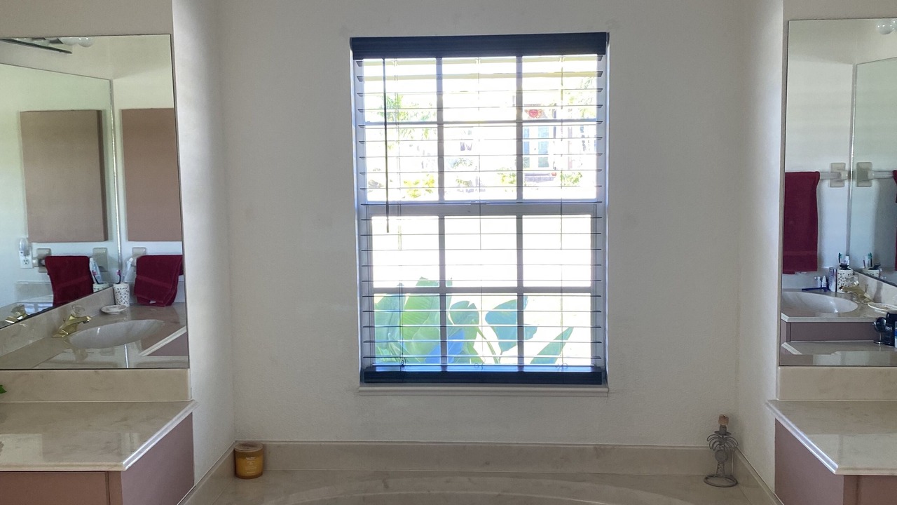Photo of Bathroom in Long Meadow