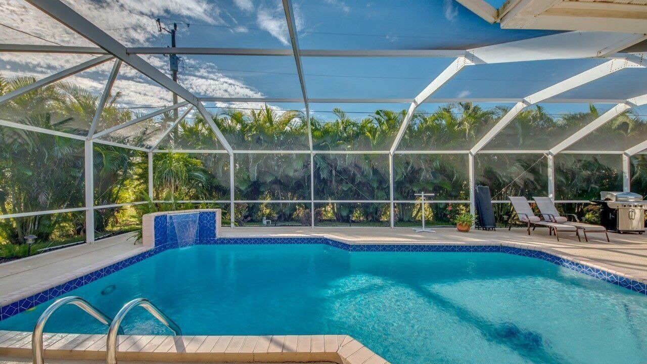 Photo of Outdoor in Pelican