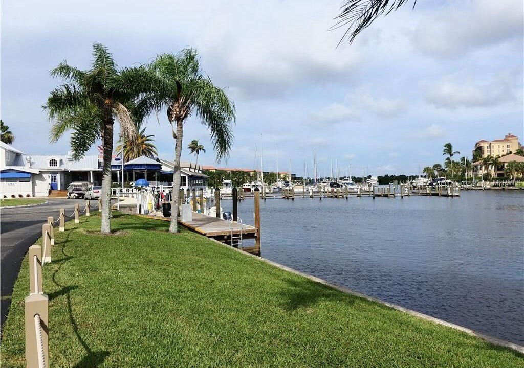 Photo of Outdoor in Burnt Store Marina