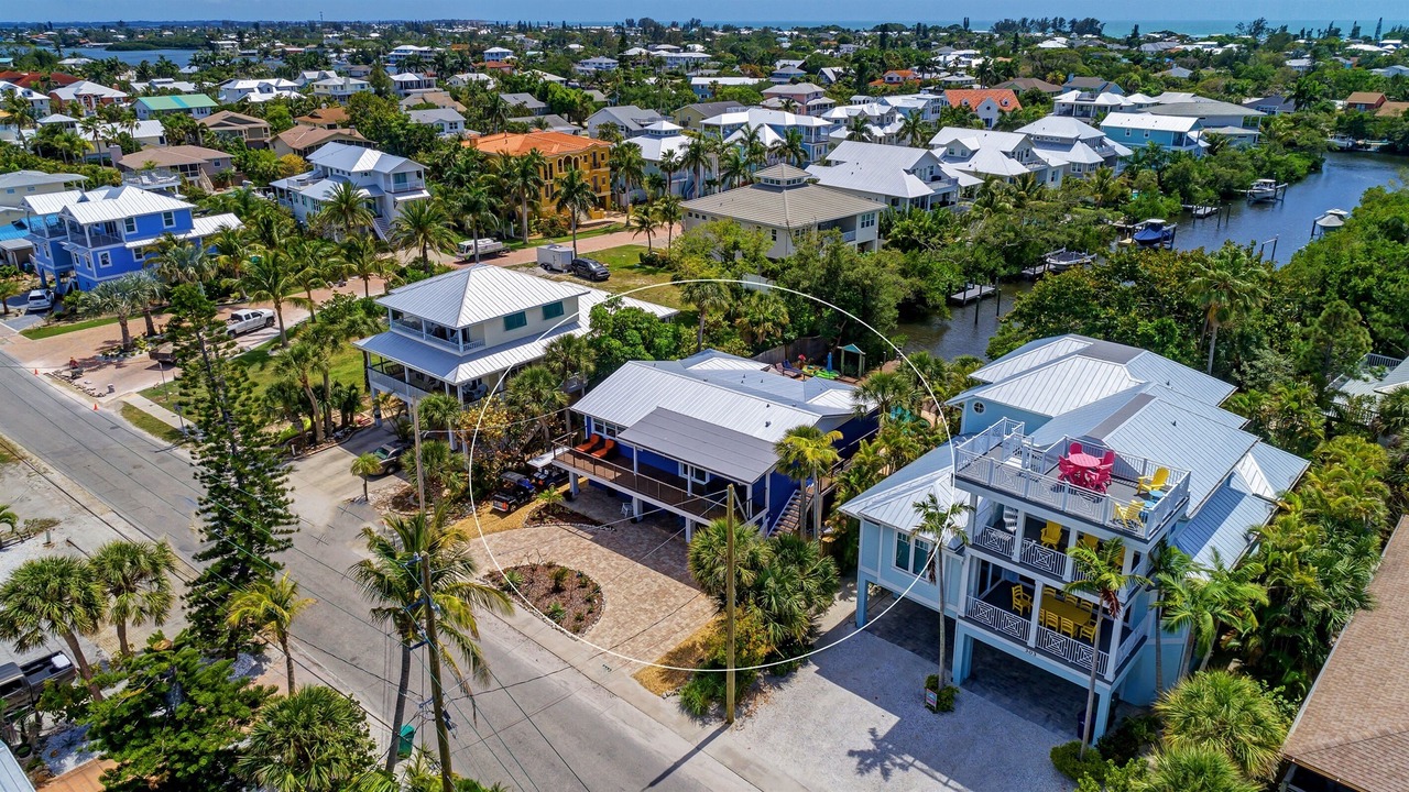 Photo of Others in Anna Maria