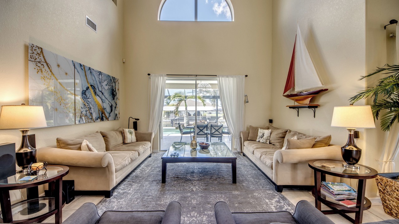 Photo of Livingroom in Pelican