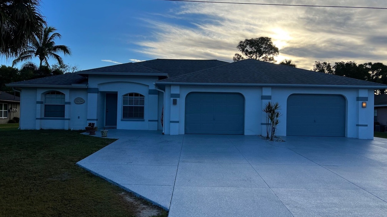 Photo of Others in Lochmoor Waterway Estates