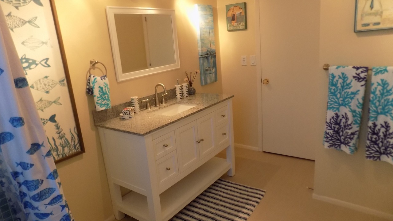 Photo of Bathroom in Venice East