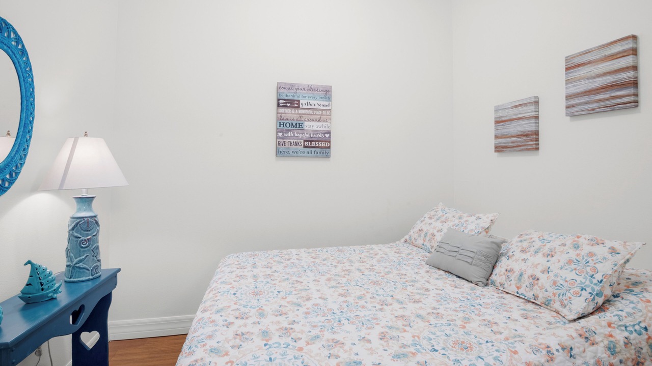 Photo of Bedroom in Madeira Beach