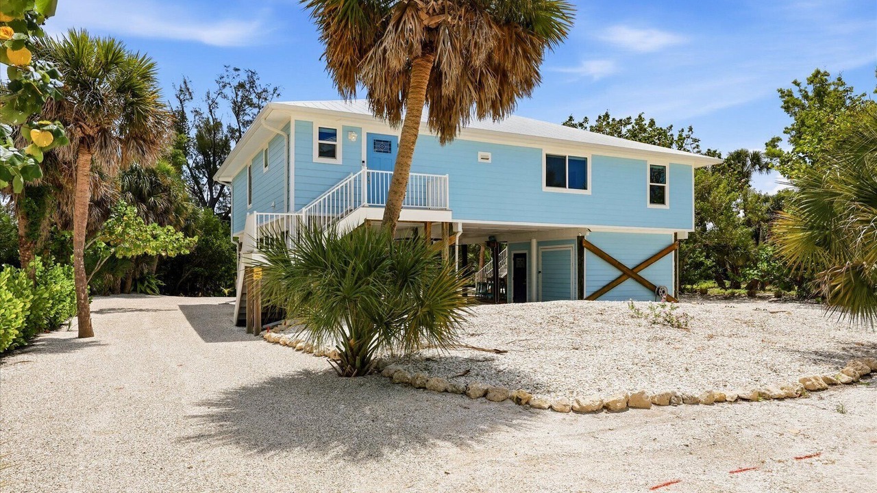 Photo of Outdoor in Palm Island