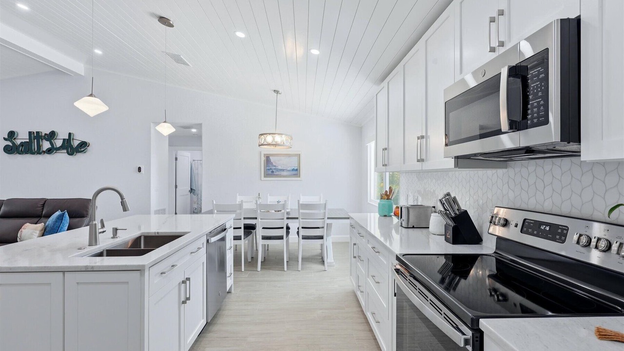 Photo of Kitchen in Palm Island