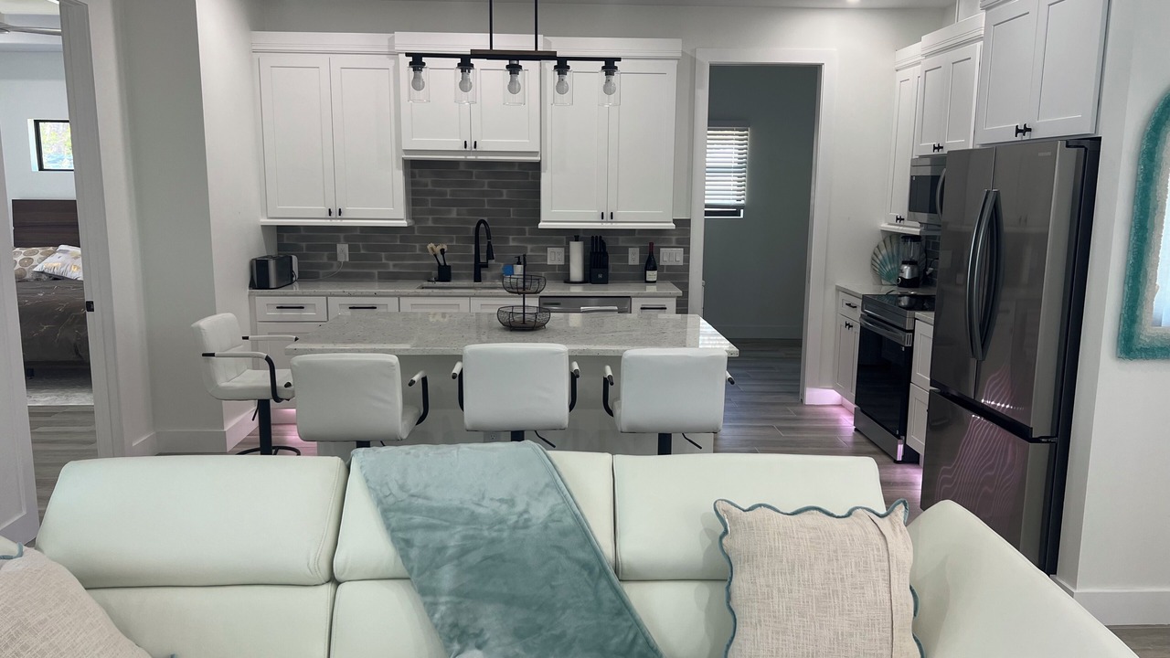 Photo of Livingroom in Venice Gardens