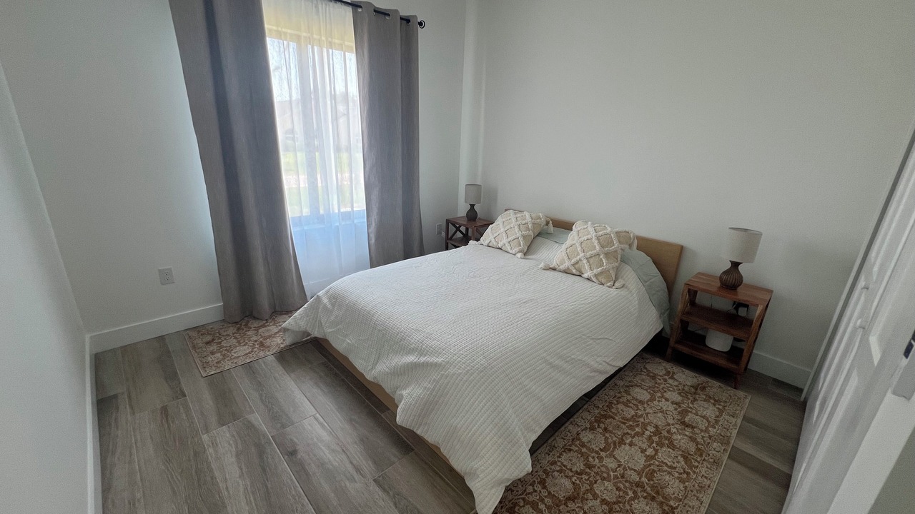 Photo of Bedroom in Venice Gardens