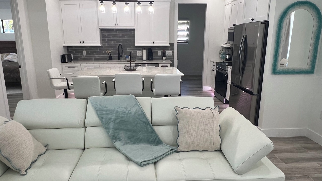 Photo of Livingroom in Venice Gardens