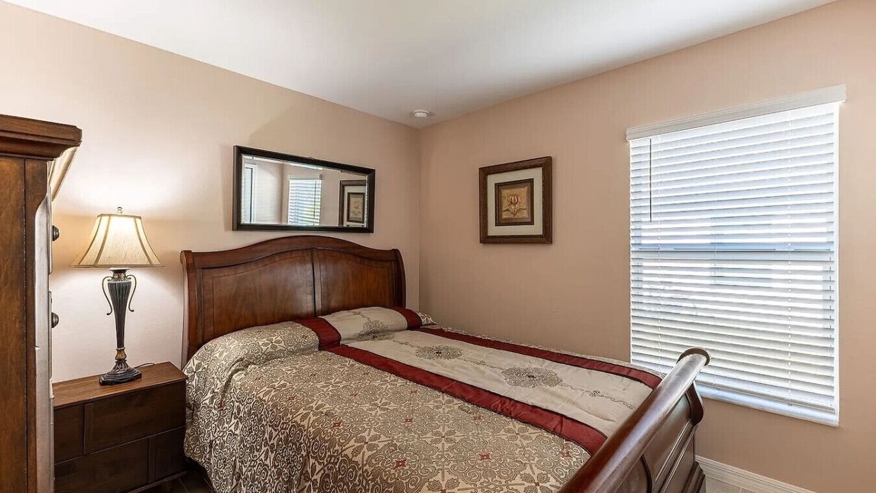 Photo of Bedroom in Rotonda Lakes