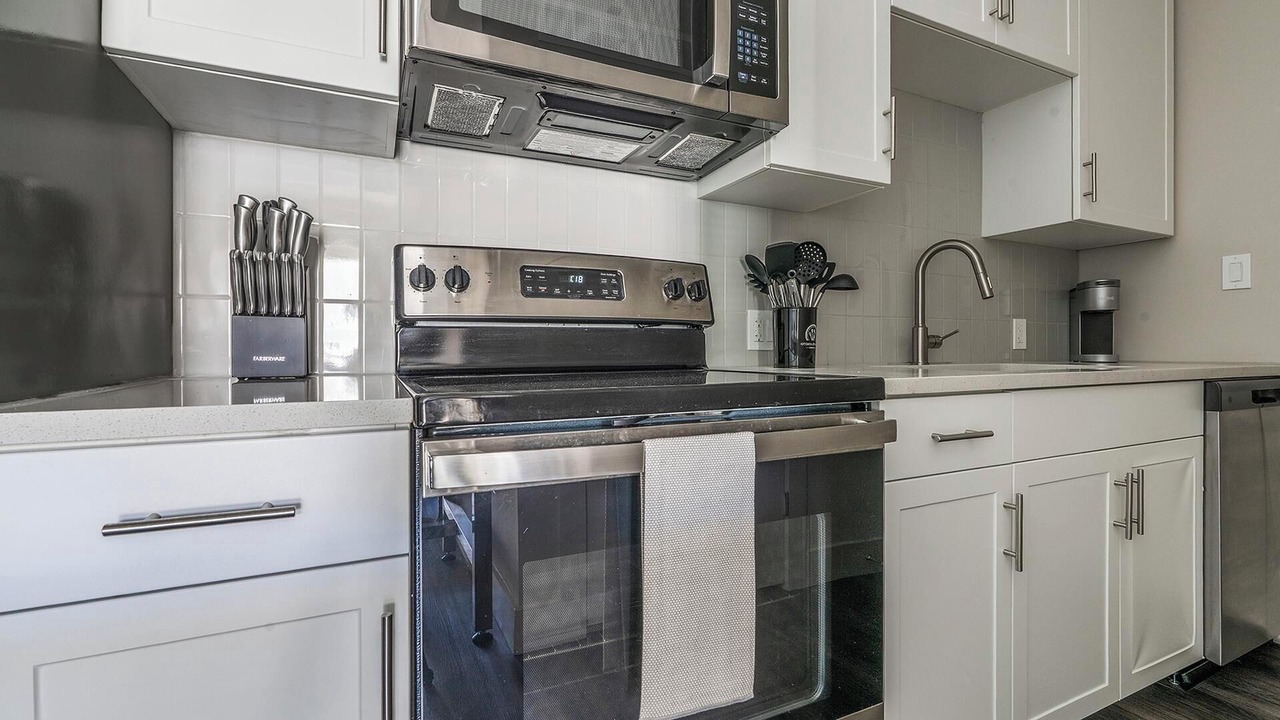 Photo of Kitchen in West 1st Street