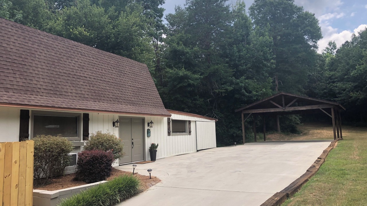 Photo of Outdoor in Lavonia