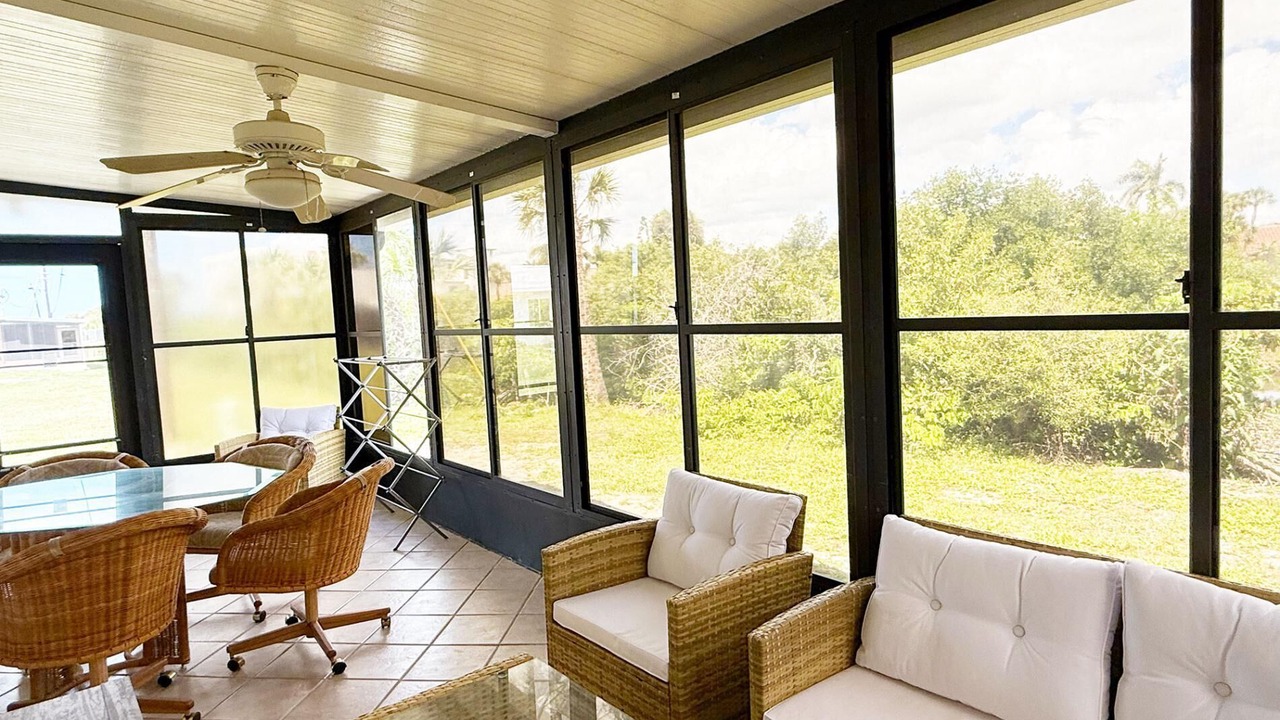Photo of Outdoor in Golden Beach