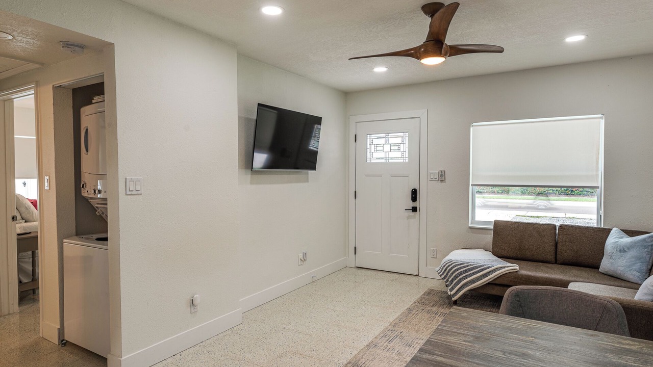 Photo of Livingroom in Ballast Point