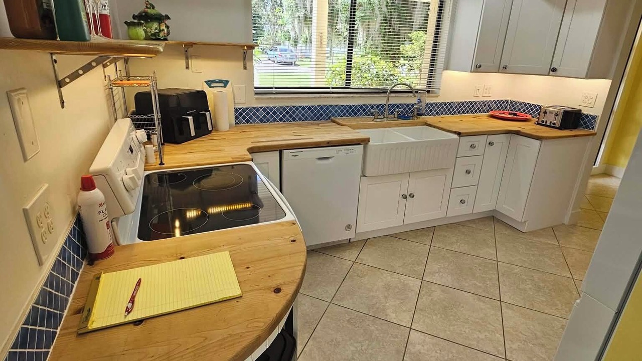 Photo of Kitchen in Fort Myers Shores