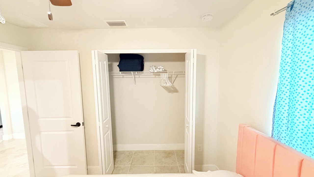 Photo of Bedroom in Joel