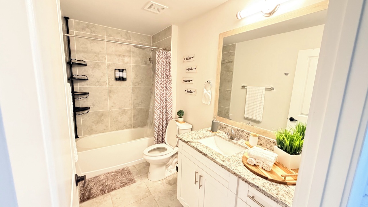 Photo of Bathroom in Joel
