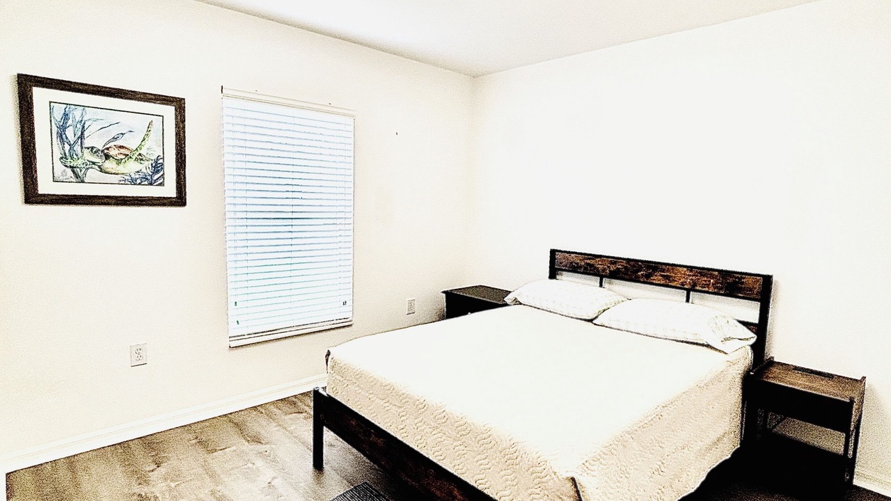 Photo of Bedroom in Harris