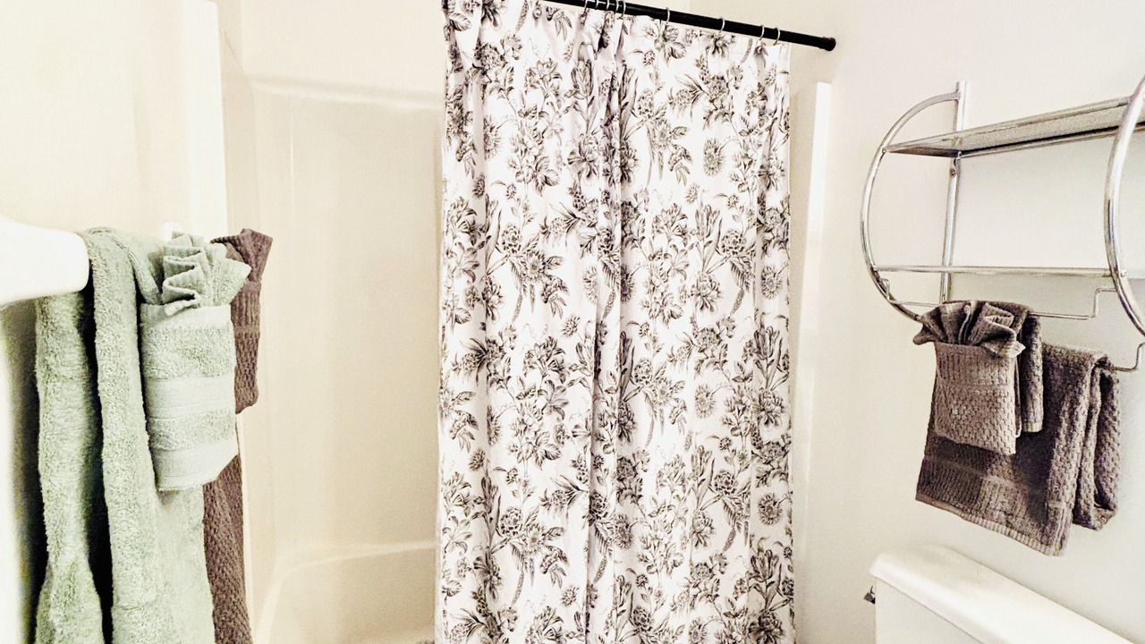 Photo of Bathroom in Harris