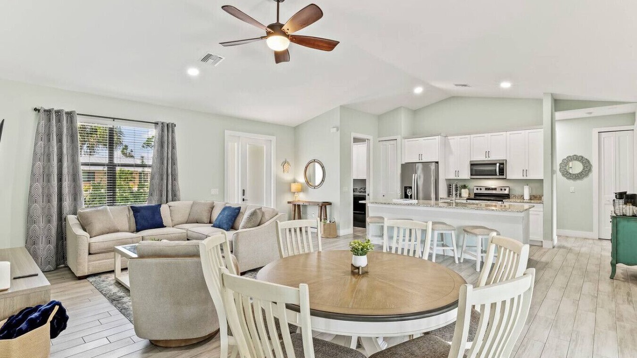 Photo of Bedroom in Bonita Springs