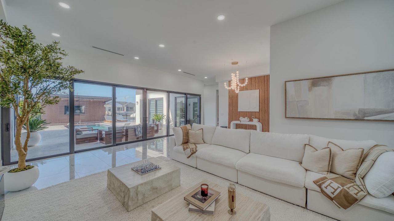 Photo of Livingroom in Mariner