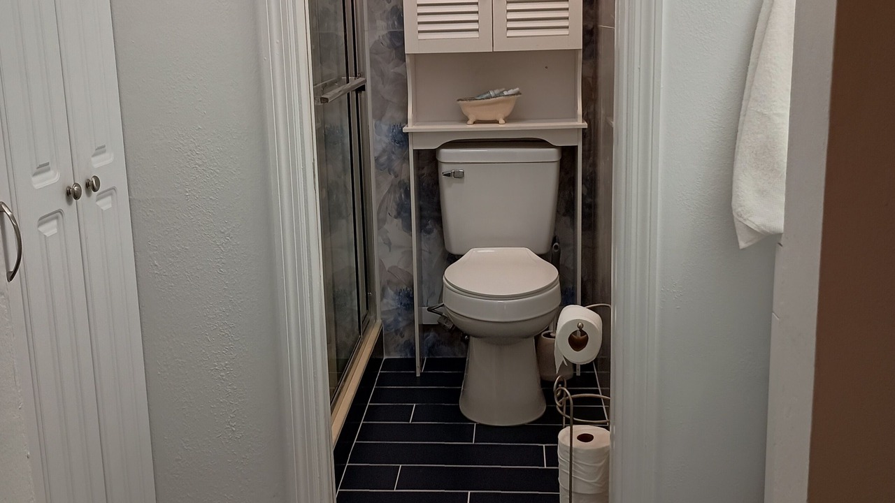 Photo of Bathroom in Plantation