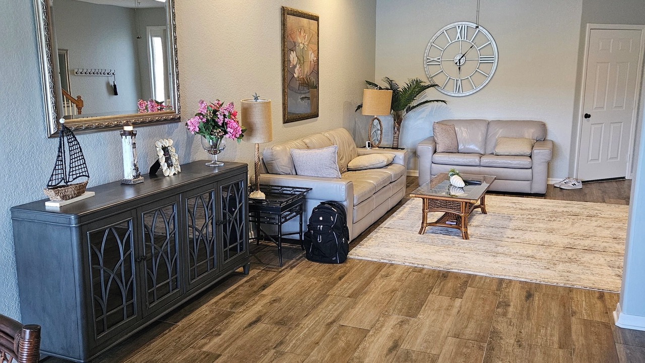 Photo of Livingroom in Fort Myers