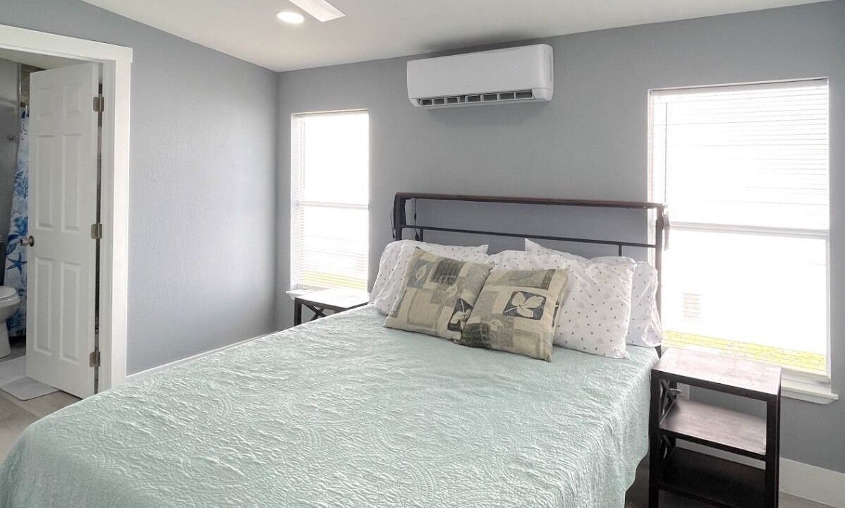 Photo of Bedroom in Iona