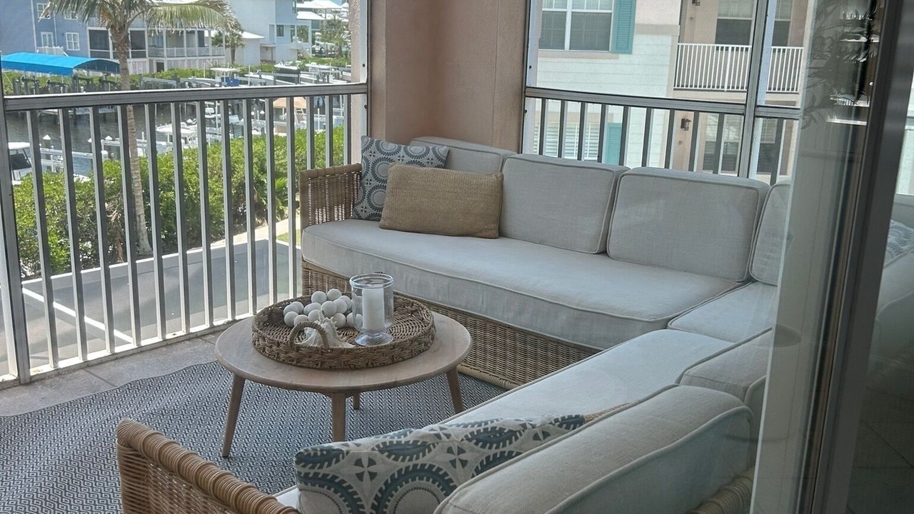 Photo of Livingroom in Placida