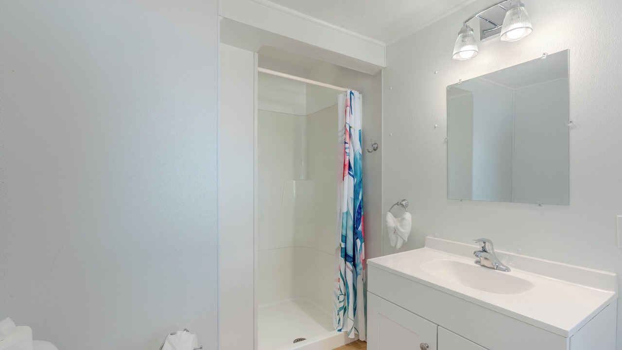 Photo of Bathroom in Hills T P