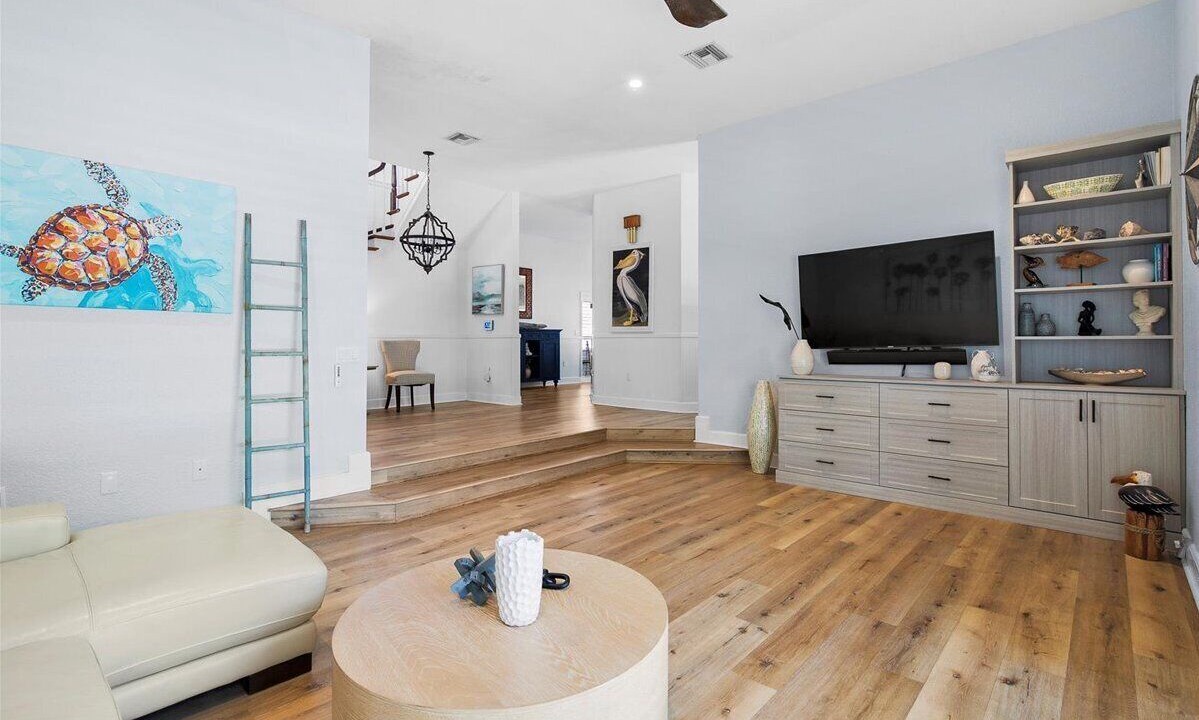 Photo of Livingroom in Englewood