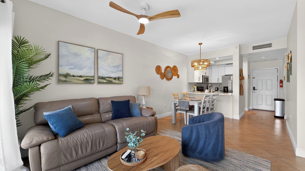 Photo of Livingroom in Central Naples