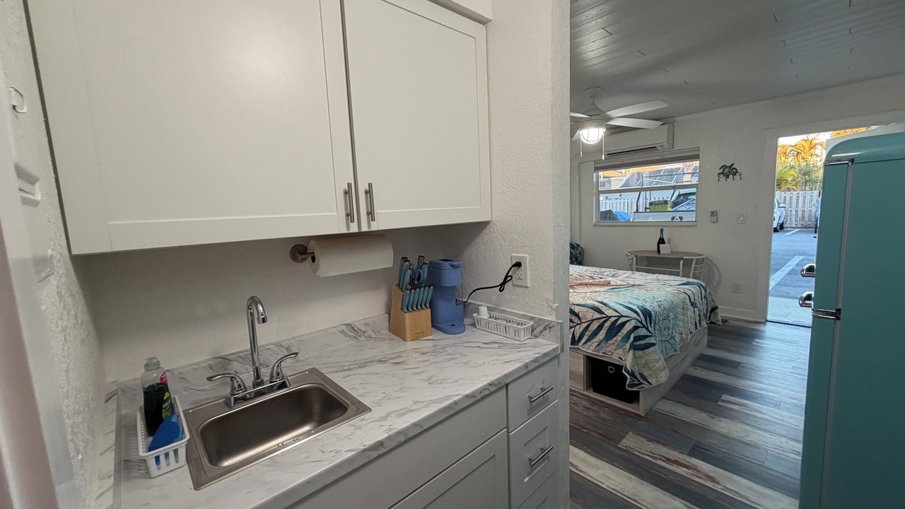 Photo of Bedroom in Golden Beach