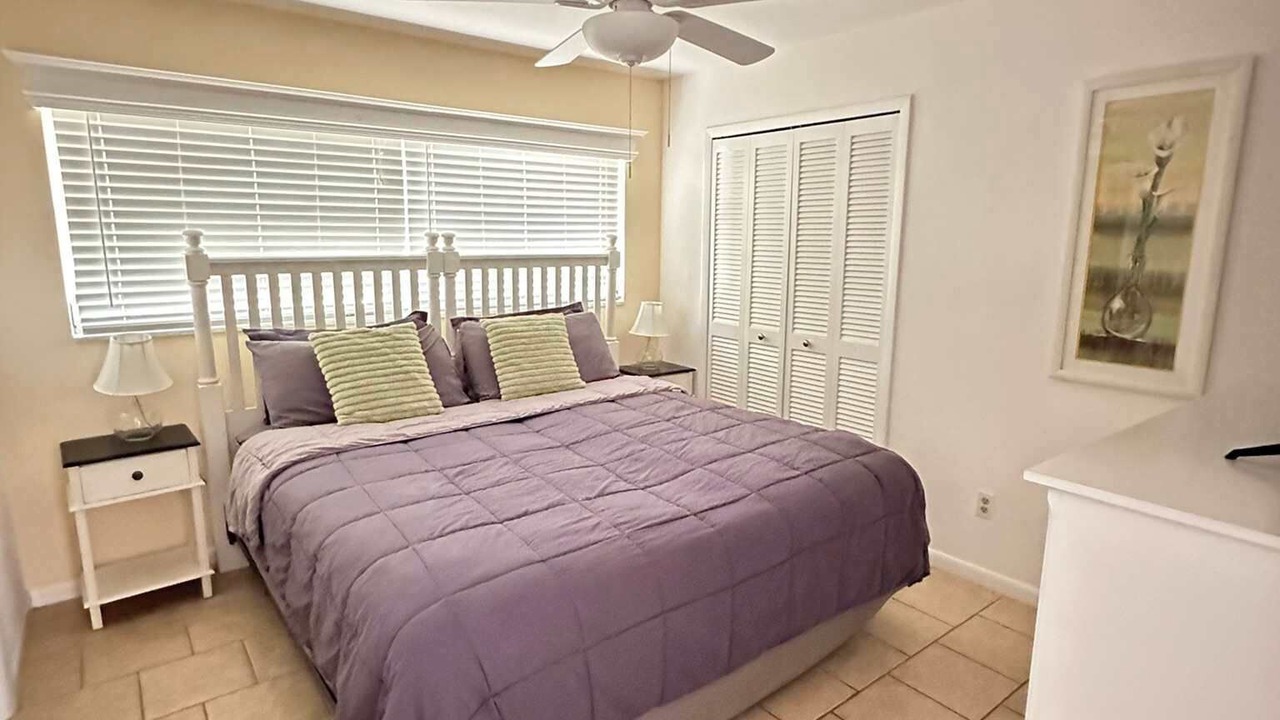 Photo of Bedroom in Eight Lakes