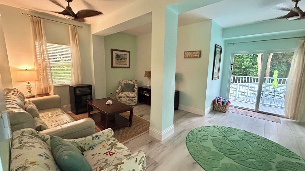 Photo of Livingroom in North Captiva