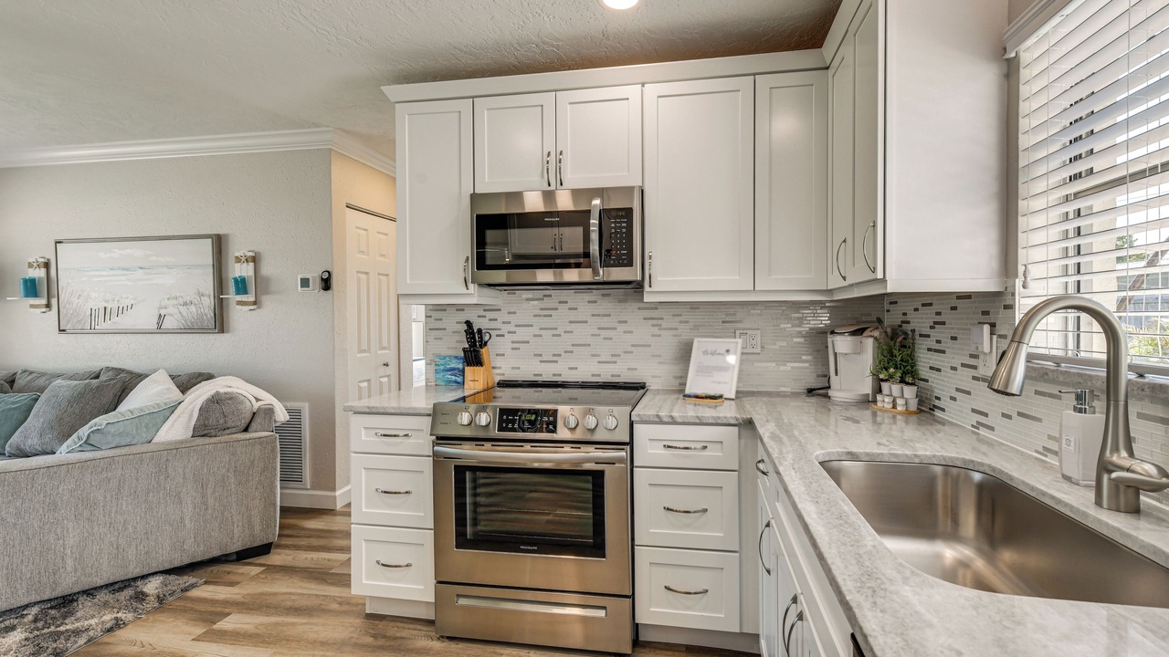 Photo of Kitchen in Bayshore Gardens