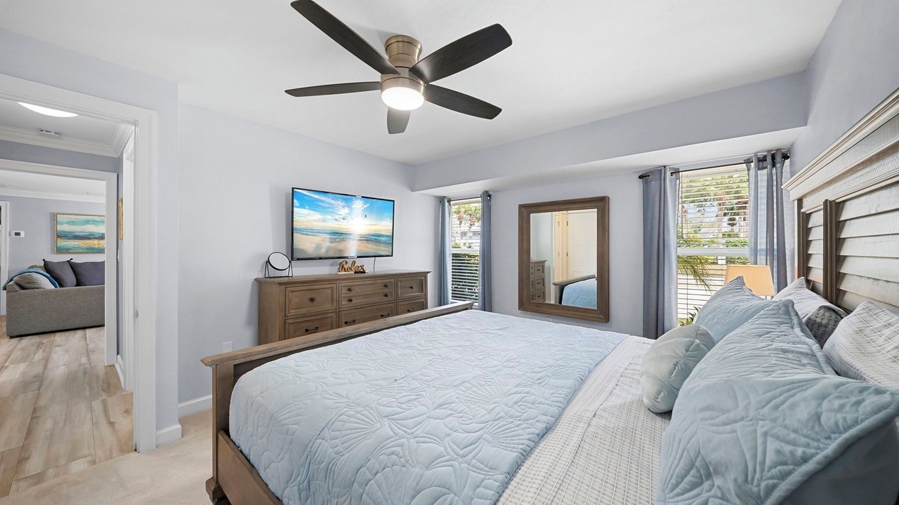 Photo of Bedroom in Palm River Estates